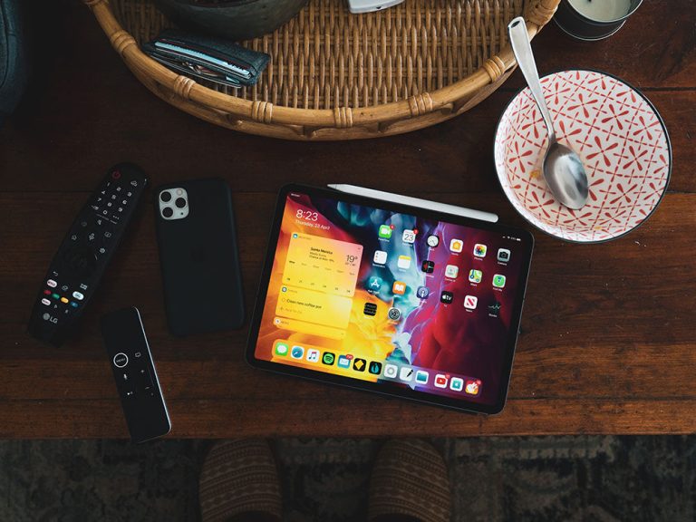 michael jeffery hgvmvDYdmnY unsplash Premium Style